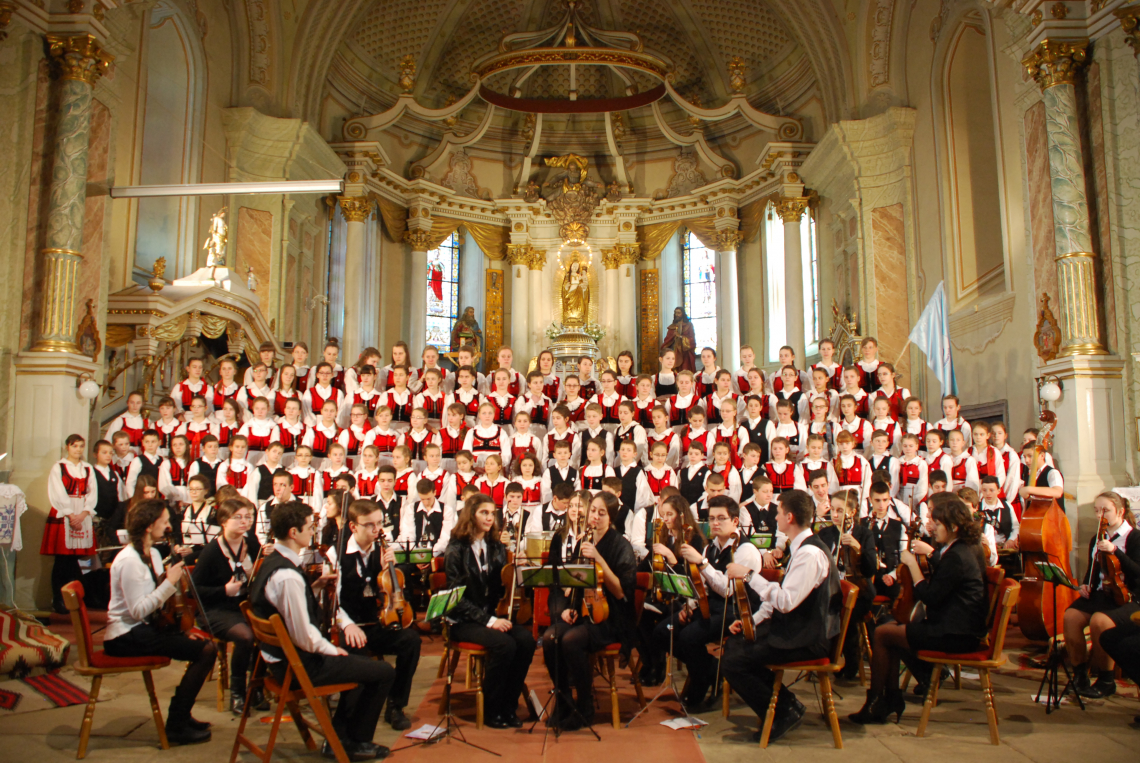 Sepsiszentgyörgyön koncertezik a világhírű szentegyházi Gyermekfilharmónia
