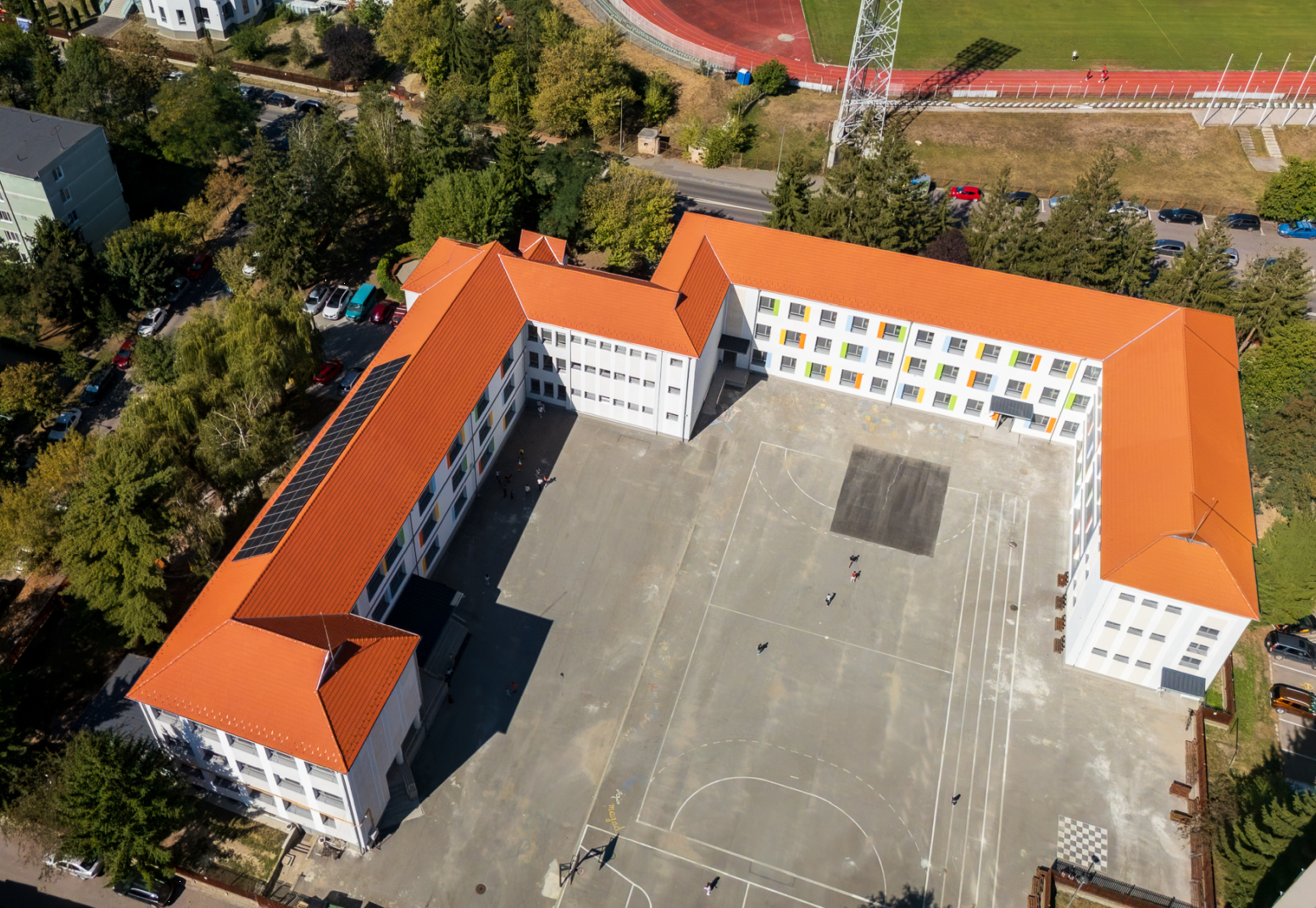 Sikeres oktatási és infrastrukturális megvalósítások Sepsiszentgyörgyön 